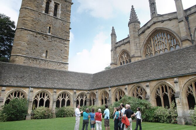1.5-hour Oxford City and University Walking Tour - Starting at Trinity College on Broad Street