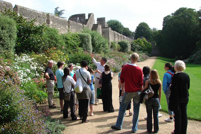 1.5-hour Oxford City and University Walking Tour - Entry fees, group size, and the value of $38.14