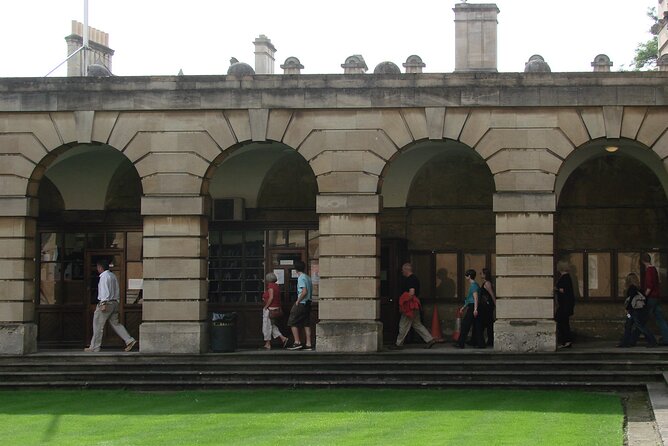 1.5-hour Oxford City and University Walking Tour - What can go wrong