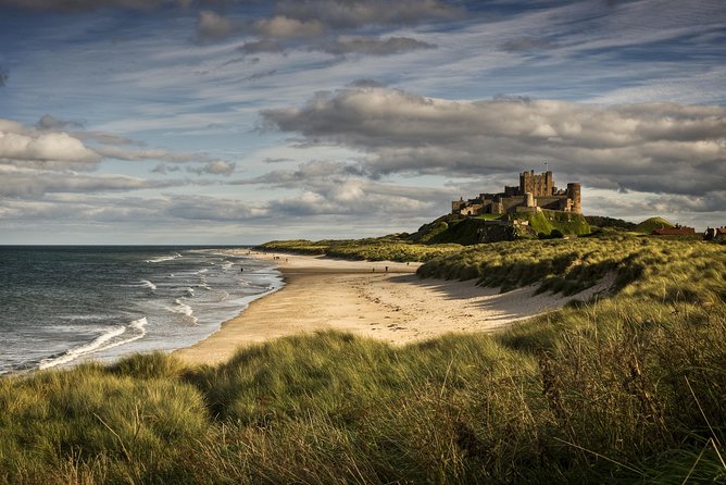 1 Day Alnwick Castle, Holy Island & Scottish Borders - Leaving Edinburgh for the Scottish Borders