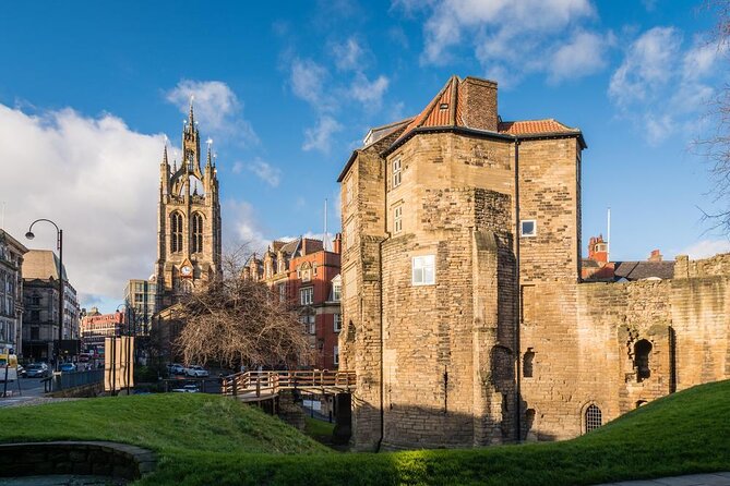 1-Hour and a Half Walking Guided Tour in Medieval Newcastle - Key things to know before you go