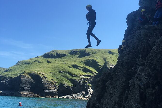 2-Hour Coasteering Adventure Near Bude - Choosing morning or afternoon