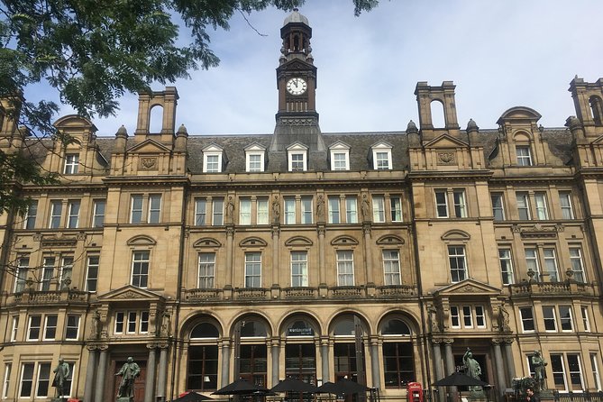 2 Hour Leeds Highlights Walking Tour - Leeds Corn Exchange and the return to City Square