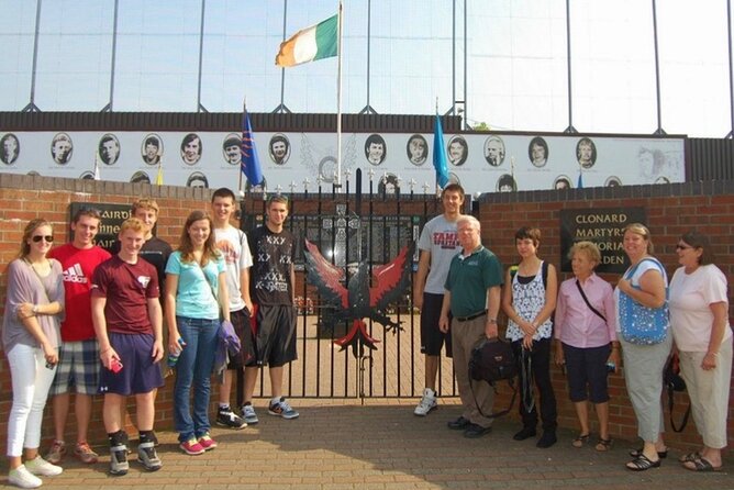 2 hours Belfast Original Drivers The Troubles Black Taxi Tour - Who will get the most from this tour?