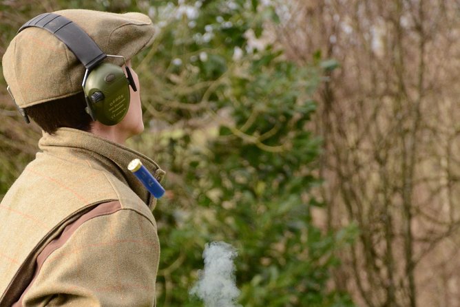 25 Shot Clay Shooting Experience - The paired-target finale