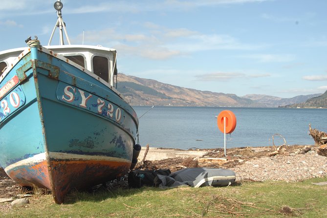 3-Day Isle of Skye and Highlands Tour from Glasgow - Day two: Skye’s mountains, Portree, and Eilean Donan
