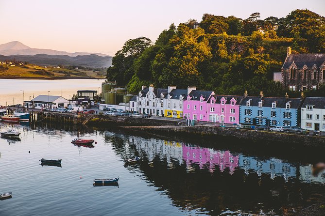 3 Day Isle of Skye and Scottish Highlands from Edinburgh - Day one: Glencoe, Fort William, and the ferry to Skye