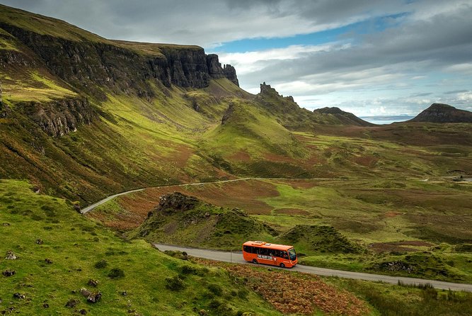 3-Day Isle of Skye Inverness Highlands and Glenfinnan Viaduct Tour from Edinburgh - Day three: Loch Ness, Culloden, and Clava Cairns