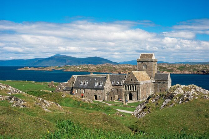 4 Day Mull, Iona and Staffa Puffin Experience from Edinburgh - What the guides add to the experience