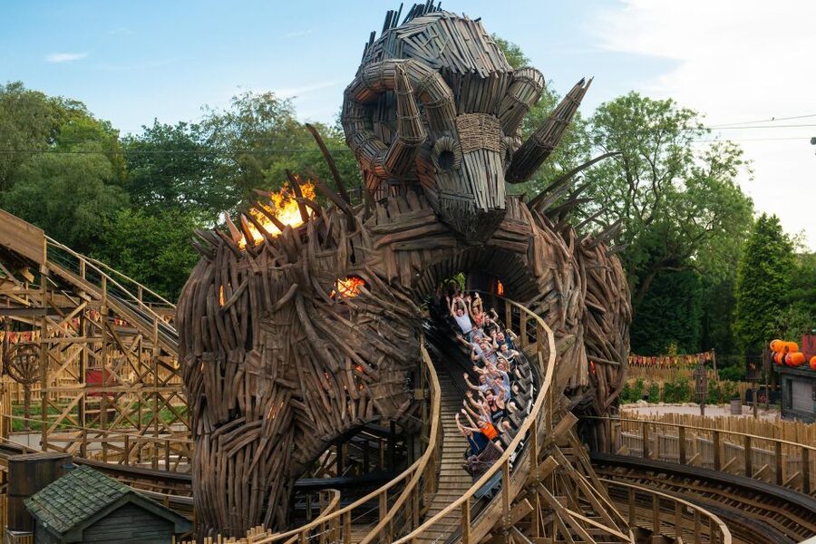 Alton Towers Resort: Entrance Ticket - How to plan one day or two