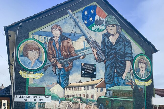 Award Winning Express 2 Hours Belfast Black Taxi/Cab tours - The Peace Wall and a chance to leave your own words