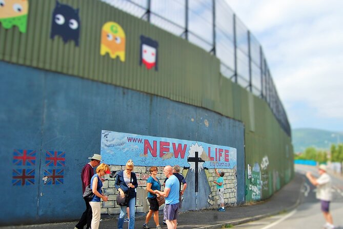 Award Winning Express 2 Hours Belfast Black Taxi/Cab tours - The black taxi story in Belfast