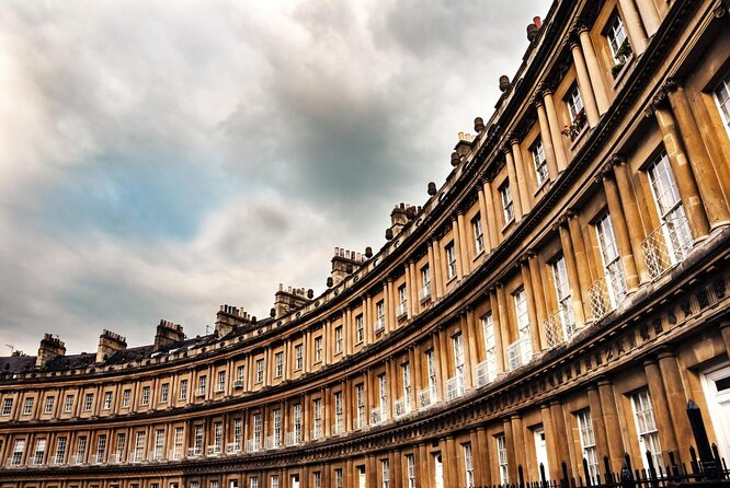 BATH: 2-Hour Bath Walking Tour of Bridgerton Filming Locations - Six details that shape the experience