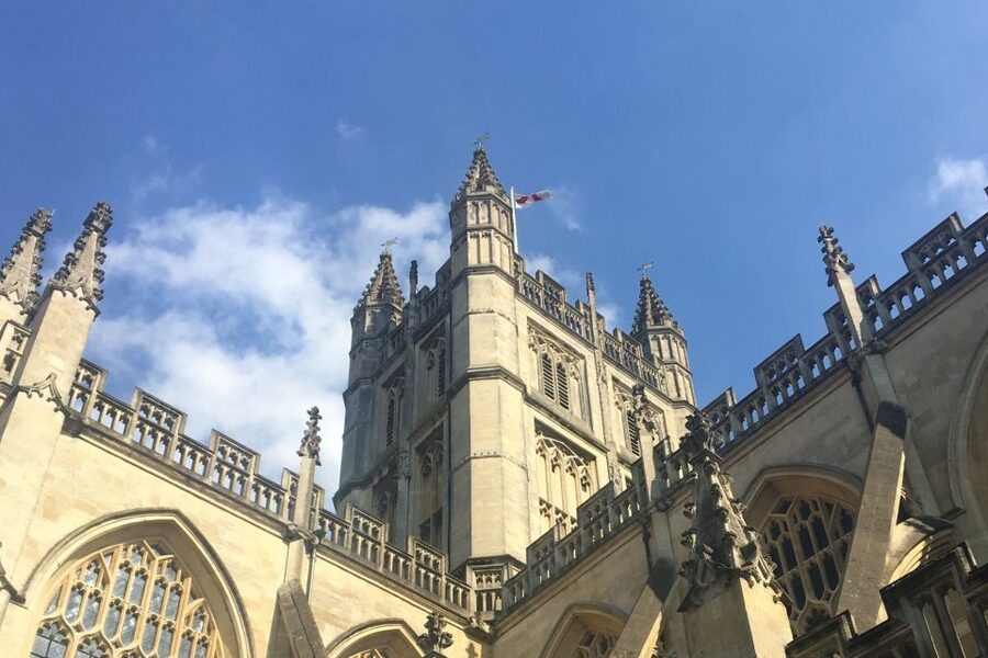 Bath: Guided City Walking Tour with Entry To The Roman Baths - Pulteney Bridge and the River Avon