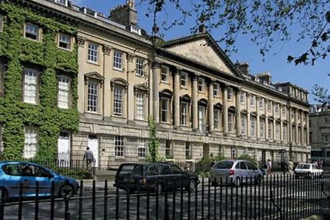 Bath: Local Pubs & Historic Sights Walking Tour (3h) - Through medieval streets to Pulteney Bridge