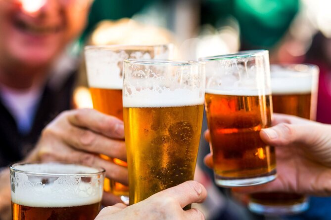 Bath: Local Pubs & Historic Sights Walking Tour (3h) - Starting beside Bath Abbey