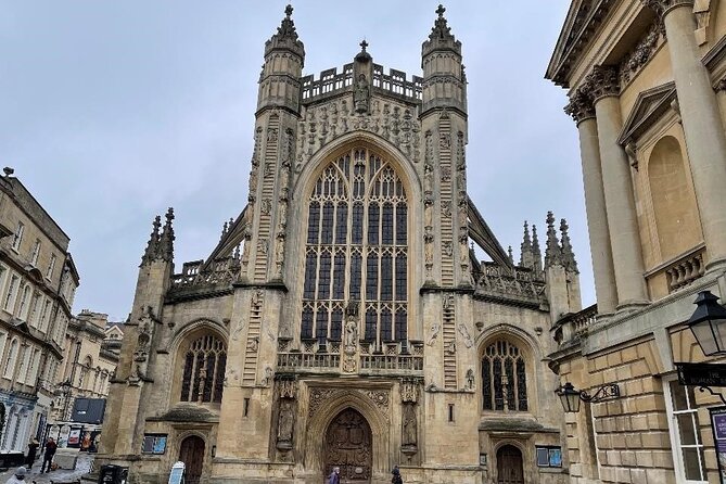 Bath Public Walking Tour including Bath Abbey - Pulteney Bridge and the city shaped by water