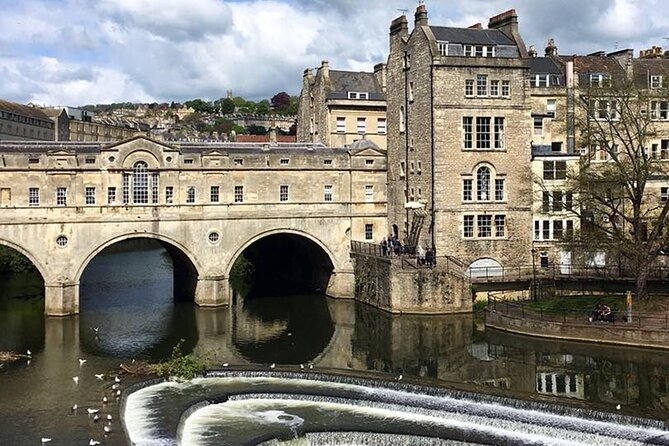 Bath Public Walking Tour including Bath Abbey - The Royal Crescent and Georgian Bath