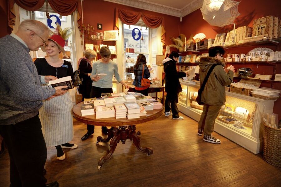 Bath: The Jane Austen Centre Ticket - Meeting Jane Austen on Gay Street