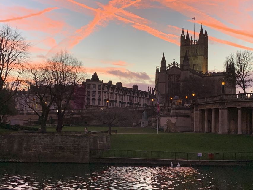 Bath: Walking Tour of Bath and Guided Tour of Bath Abbey - Meeting Bath Abbey at the City’s Historic Center