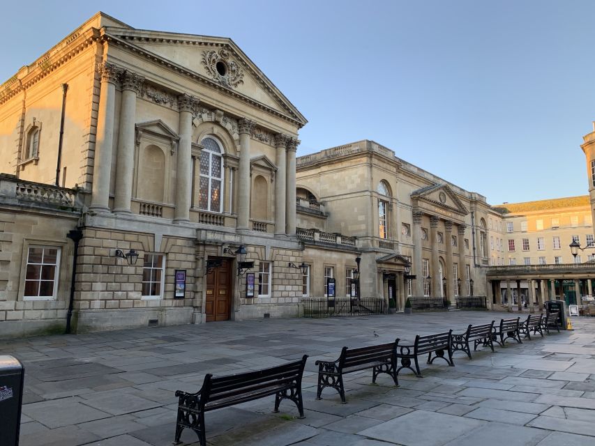 Bath: Walking Tour of Bath and Guided Tour of Bath Abbey - The Pump Room, Hot Springs, and Roman Bath Connections