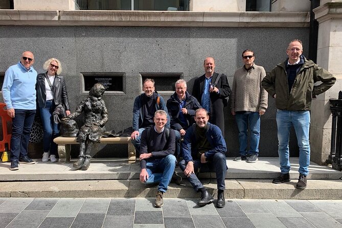 Beatles Famous Walking Tour Of Liverpool- Fully Guided - Town Hall, Nelson, and the Queen Victoria photo stop