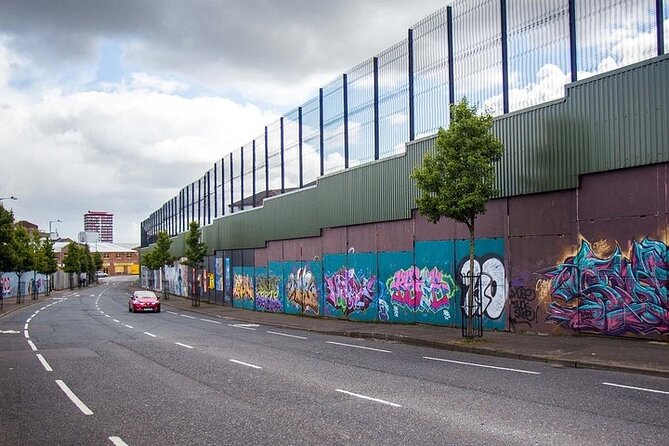 Belfast Political & Murals Tour - Pickup, timing, and the small print