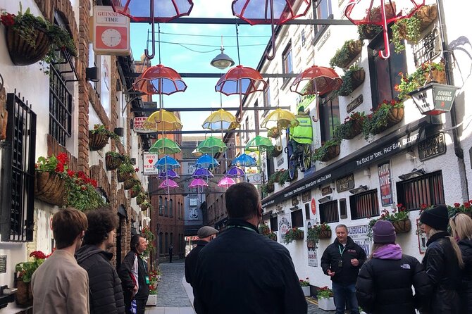 Best of Belfast Walking Tour - Belfast Entries, an outdoor art gallery