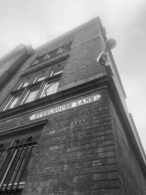 Birmingham: Slogging Gangs Guided Walking Tour - Walking through Birmingham’s darker past