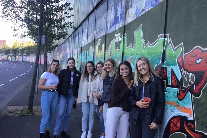 Black Taxi Tour and Crumlin Road Gaol tour Combo - How the two parts work together