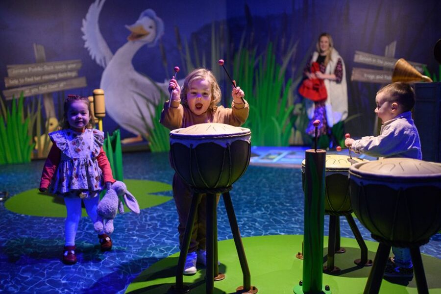 Blackpool: Peter Rabbit ™ Explore and Play Entry Ticket - Earning badges and testing rabbit skills