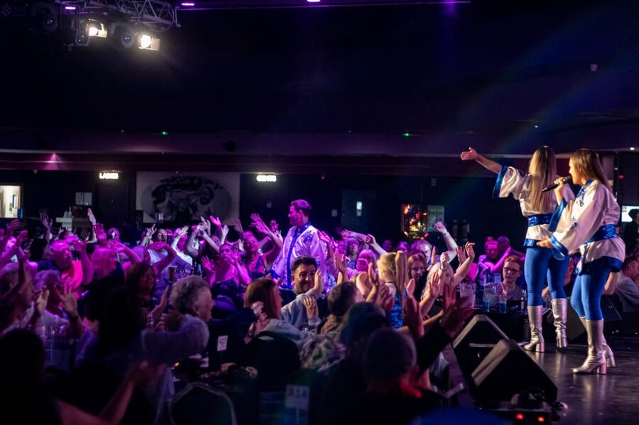 Blackpool: Viva Voulez Vous ABBA Tribute Show Ticket - Who will enjoy Viva Voulez Vous most?