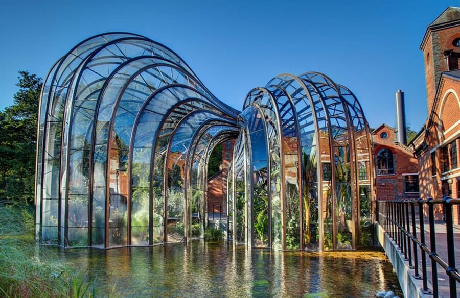 Bombay Sapphire Gin Distillery Tour - Seeing the Rare Vapor Infusion Process