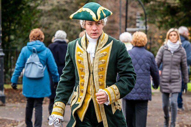 Bridgerton Walking Tour of Filming Locations & Storylines - Bath - Siena’s house, the market square, and carriage scenes