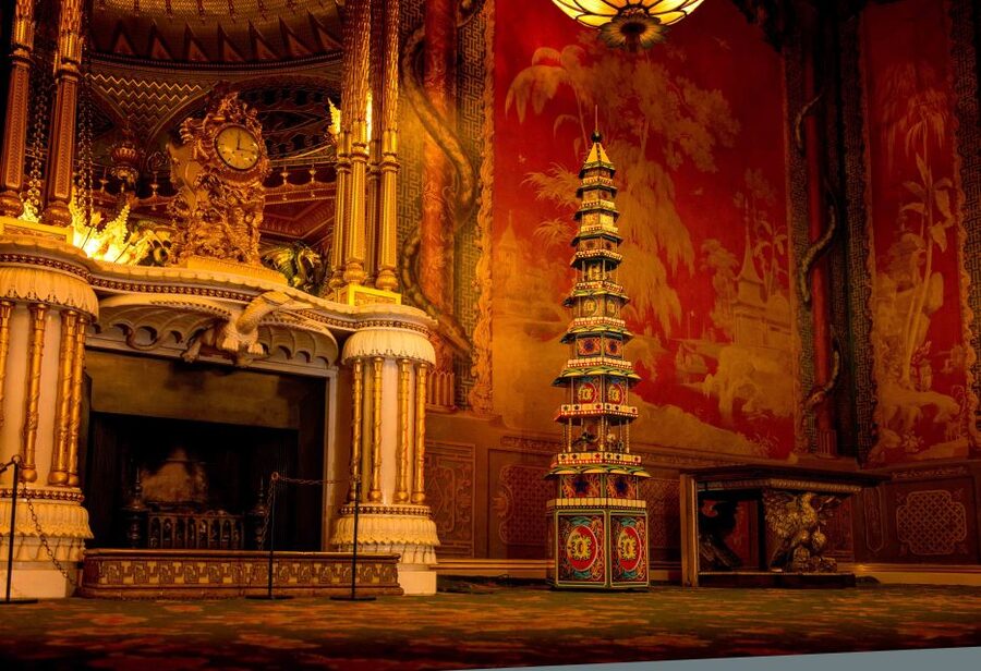Brighton: Royal Pavilion Admission Ticket - Audio guidance and room stewards