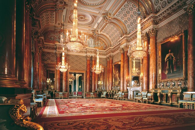 Buckingham Palace Entrance Ticket & Changing of the Guard Tour - How much walking and waiting to expect