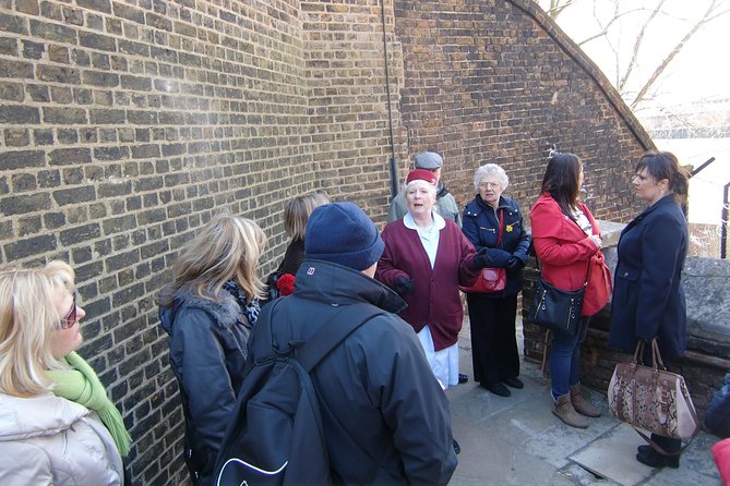 Call the Midwife Location Tour in Chatham - The dockyard’s own story