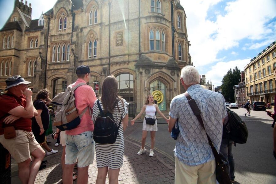 Cambridge: 2-Hour Private University Walking Tour - Practical details for a comfortable walk
