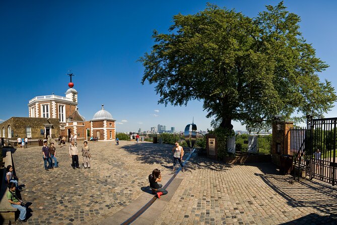 Cambridge and Greenwich - Day Tour from Brighton - Guides, Group Size, and the Feel of the Day