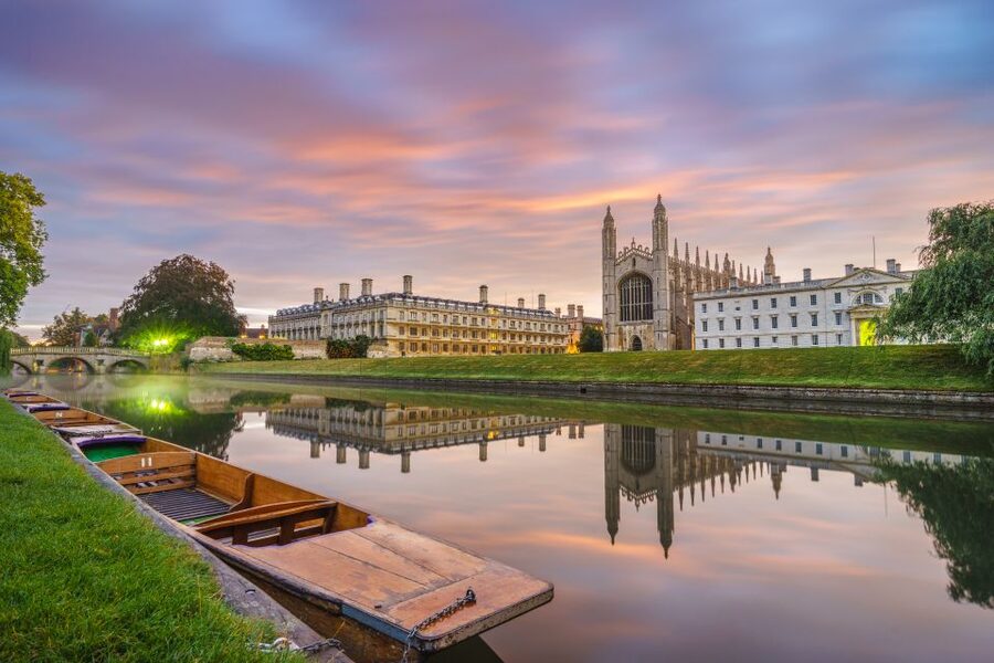 Cambridge: Chauffeured Punting Tour - Setting out from the Jesus Green landing stage
