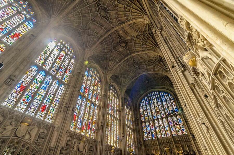Cambridge: University Alumni Tour with Kings College Option - Student life, rowing, and local oddities