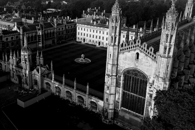 Cambridge University Ghost Tour by Alumni™ - Starting at King’s College at 6:00 pm
