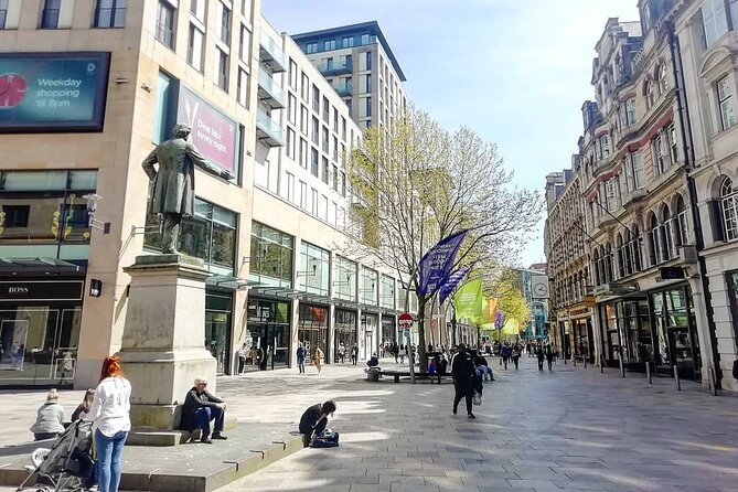 Cardiff City Private Guided Walking Tour - Cardiff’s civic centre and its memorials