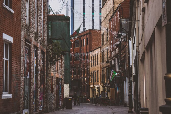 Cardiff Private Walking Tour with a Local - Arcades, markets, and Cardiff’s everyday character