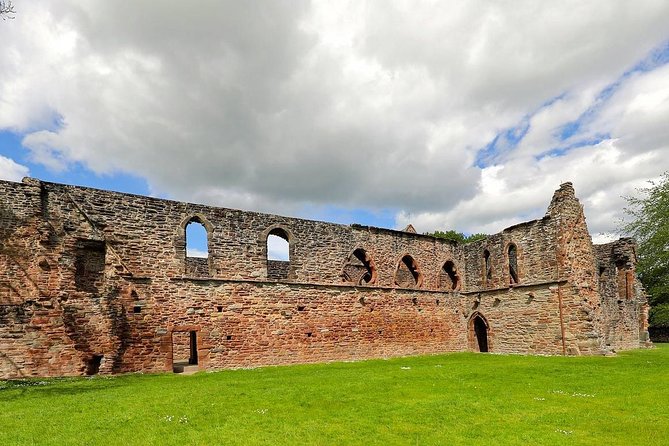 Cawdor Castle, Inverness, Culloden, Outlander and Loch Ness Tour - Loch Ness is scenery, not a monster hunt