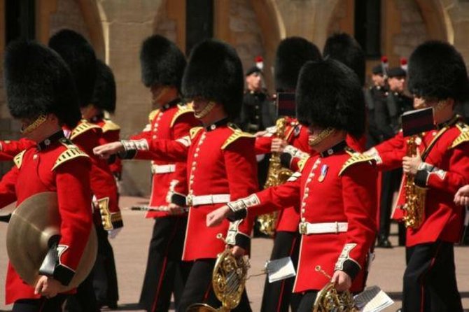 Changing of the Guard Guided Tour at Buckingham Palace - Key points to know before booking