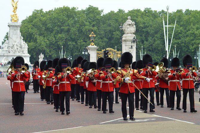Changing of the Guard Walking Tour - St. James’s Palace and the older royal story
