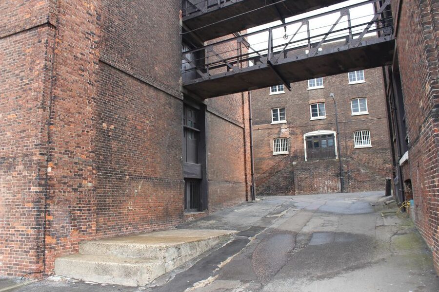 Chatham Historic Dockyard: Call the Midwife Tour - The guides are the heart of the experience