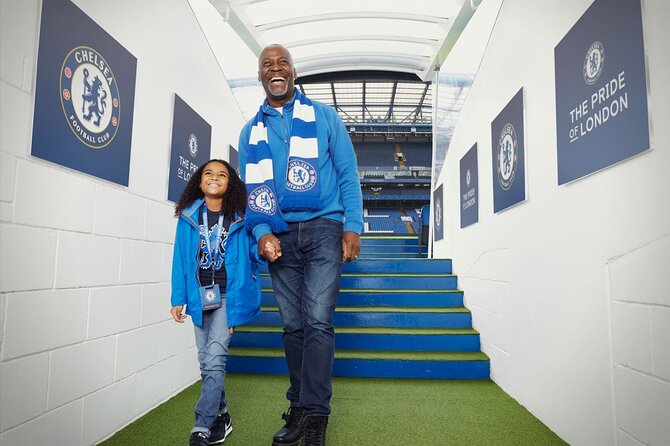Chelsea FC Stadium Tours and Museum - Following the tunnel to the pitch