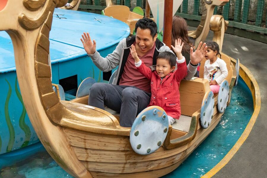 Chessington World of Adventures Resort: Entrance Ticket - Chessington Zoo, from meerkats to lions